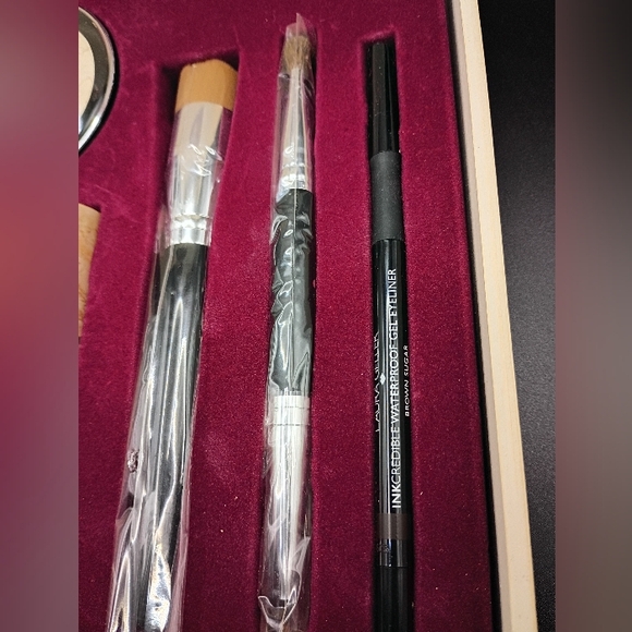 Laura Geller Italian Garden 7-Piece Baked Beauty Collection in Wooden Box - Picture 7 of 12